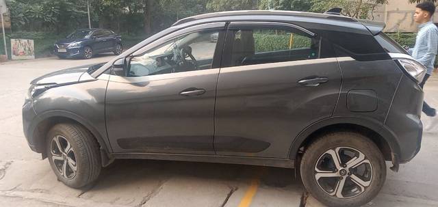https://images10.gaadi.com/usedcar_image/3692762/original/21__VCC_IMG_1700562619923_1822238_95_1700563154.jpg?imwidth=6401