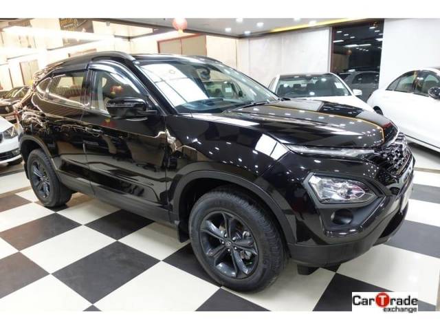 https://images10.gaadi.com/usedcar_image/3692784/original/processed_img2923861__used_car_2923861_1701172514.jpg?imwidth=6401