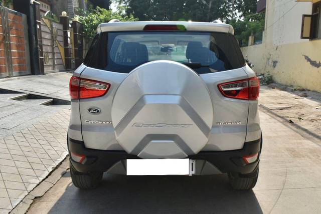 https://images10.gaadi.com/usedcar_image/3692796/original/processed_img2923868__usedcar_dsc_0157_2923868_1701176959.jpg?imwidth=6402