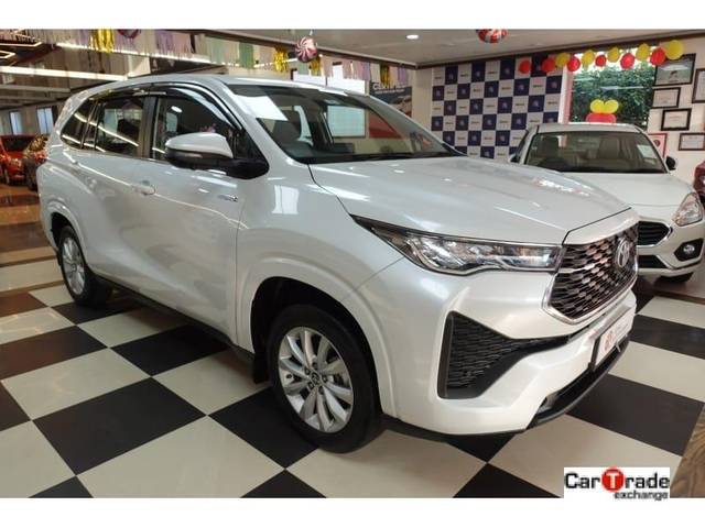 https://images10.gaadi.com/usedcar_image/3692803/original/processed_img2923872__used_car_2923872_1701173318.jpg?imwidth=6401