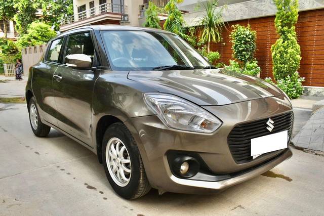 https://images10.gaadi.com/usedcar_image/3692823/original/processed_img2923884__usedcar_dsc_0090_2923884_1701242419.jpg?imwidth=6400