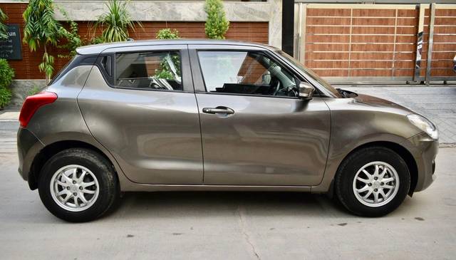 https://images10.gaadi.com/usedcar_image/3692823/original/processed_img2923884__usedcar_dsc_0093_2923884_1701242419.jpg?imwidth=6401