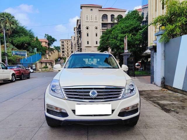 https://images10.gaadi.com/usedcar_image/3692842/original/processed_img2923894__usedcar_2_60671701174083_1701174091.jpg?imwidth=6402