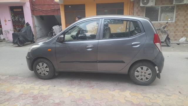https://images10.gaadi.com/usedcar_image/3692870/original/21__VCC_IMG_1700563170879_1822249_95_1700563421.jpg?imwidth=6402