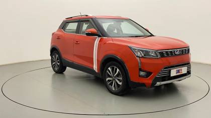 Mahindra XUV300 W8 Option BSVI Mahindra XUV300 W8 Option BSVI