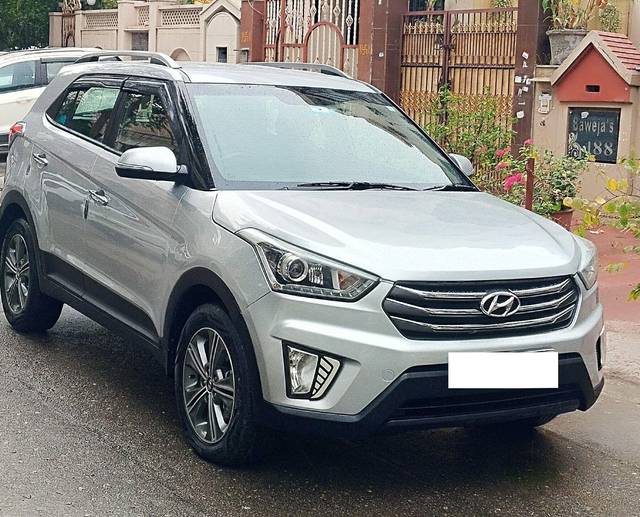 https://images10.gaadi.com/usedcar_image/3692884/original/processed_img2923928__used_car_2923928_1701175139.jpg?imwidth=6400
