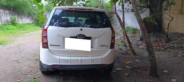 https://images10.gaadi.com/usedcar_image/3692885/original/processed_24008b6d-4426-4326-abfb-07b201b459ad.jpg?imwidth=6401