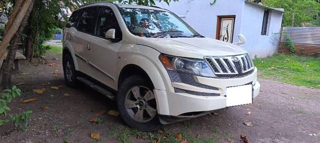 https://images10.gaadi.com/usedcar_image/3692885/original/processed_9954f319-abb6-4454-bfad-17d575b16095.jpg?imwidth=6400
