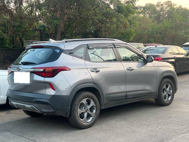 https://images10.gaadi.com/usedcar_image/3692899/original/processed_img2923933__used_car_2923933_1701860707.jpg?imwidth=6401