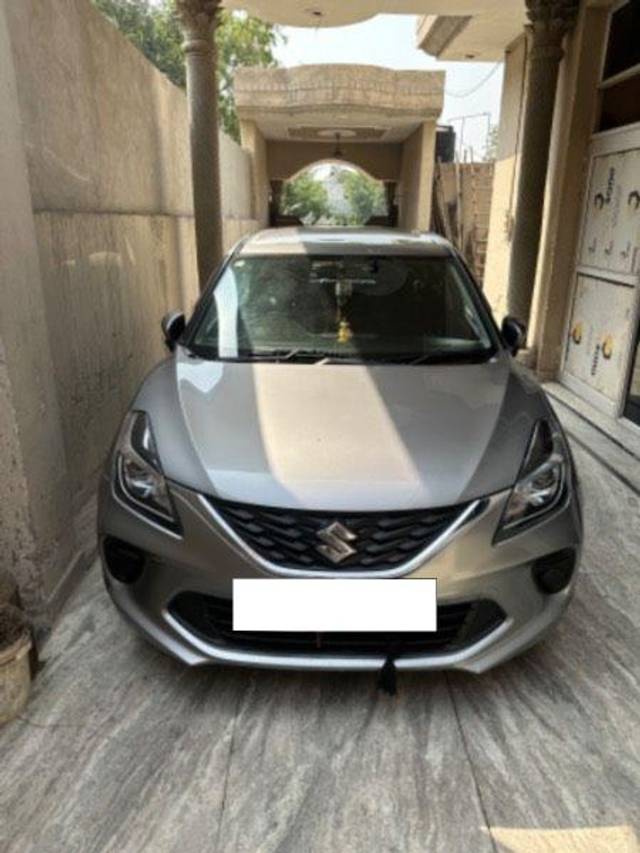 https://images10.gaadi.com/usedcar_image/3692921/original/processed_bee2f9ad-bd77-48ee-97b7-82291e71cf06.jpeg?imwidth=6400