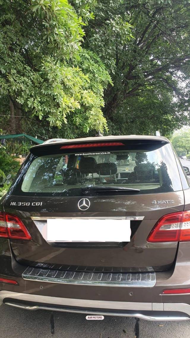 https://images10.gaadi.com/usedcar_image/3692926/original/processed_img2923942__used_car_2923942_1701178421.jpg?imwidth=6402