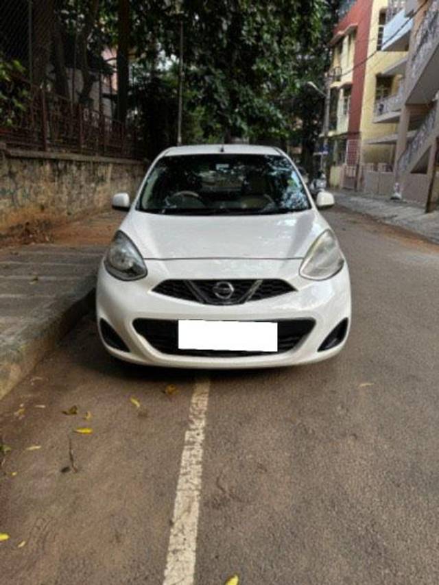 https://images10.gaadi.com/usedcar_image/3692933/original/processed_c2ebcf57-cdcd-4083-bb1d-0852cb241ff7.jpeg?imwidth=6400