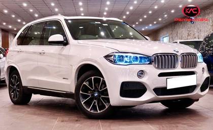 BMW X5 xDrive35i Design Pure Exp 5S BMW X5 xDrive35i Design Pure Exp 5S