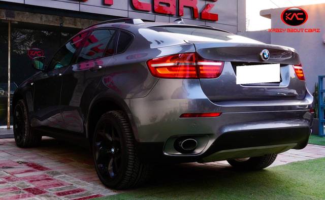 https://images10.gaadi.com/usedcar_image/3693056/original/processed_img2924003__used_car_2924003_1701238648.jpeg?imwidth=6400
