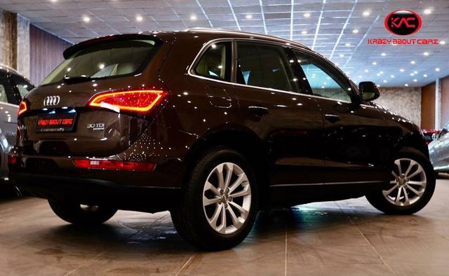 https://images10.gaadi.com/usedcar_image/3693072/original/processed_img2924010__used_car_2924010_1701237909.jpg?imwidth=6402