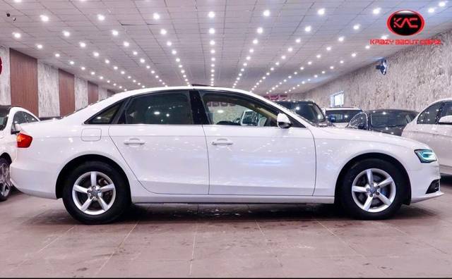 https://images10.gaadi.com/usedcar_image/3693107/original/processed_img2924019__used_car_2924019_1701238251.jpg?imwidth=6401