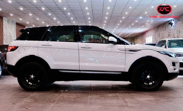 https://images10.gaadi.com/usedcar_image/3693112/original/processed_img2924021__used_car_2924021_1701238324.jpg?imwidth=6401