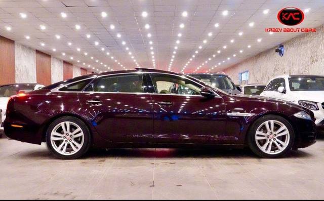 https://images10.gaadi.com/usedcar_image/3693134/original/processed_img2924027__used_car_2924027_1701238022.jpg?imwidth=6401