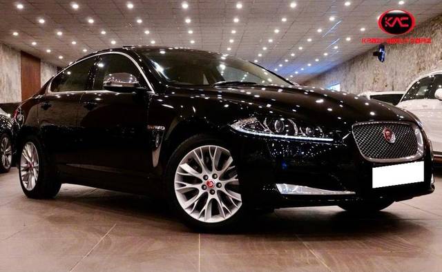 https://images10.gaadi.com/usedcar_image/3693146/original/processed_img2924034__used_car_2924034_1701238418.jpg?imwidth=6400