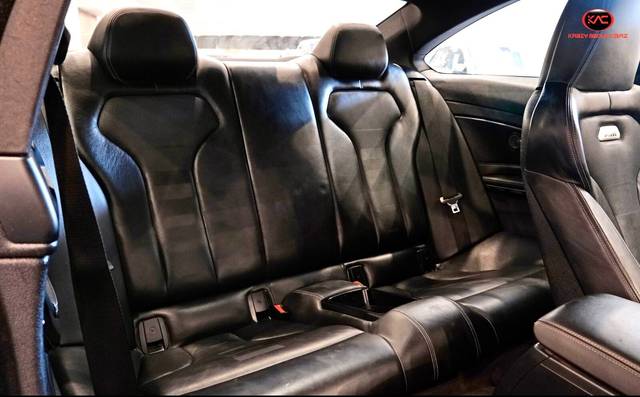 https://images10.gaadi.com/usedcar_image/3693164/original/img2924037__used_car_2924037_1701237762.jpg?imwidth=6402