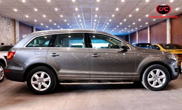 https://images10.gaadi.com/usedcar_image/3693181/original/processed_img2924045__used_car_2924045_1701237498.jpg?imwidth=6401
