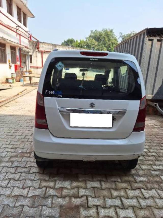 https://images10.gaadi.com/usedcar_image/3693206/original/processed_c66d137e-7b48-465f-8040-393aef018959.jpg?imwidth=6402