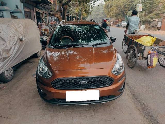 https://images10.gaadi.com/usedcar_image/3693272/original/processed_3f7f9e96-b500-47aa-a5fa-3aa3d3454bce.jpg?imwidth=6400