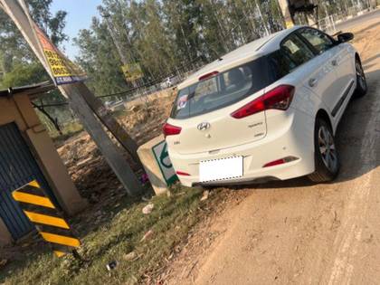 Hyundai i20 Sportz Option 1.4 CRDi Hyundai i20 Sportz Option 1.4 CRDi