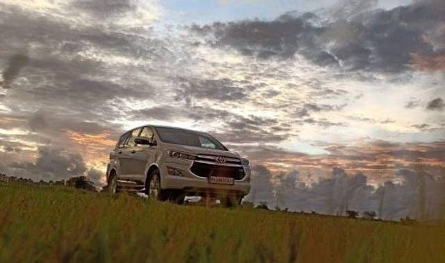 https://images10.gaadi.com/usedcar_image/3693301/original/processed_f08ed762-20d8-468b-9f21-9e834cdcc4e9.jpeg?imwidth=6402