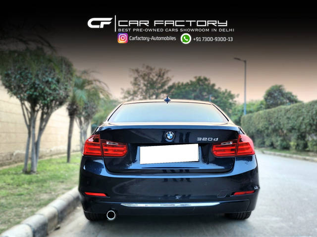 https://images10.gaadi.com/usedcar_image/3693318/original/processed_img2924055__used_car_2924055_1701757135.png?imwidth=6401