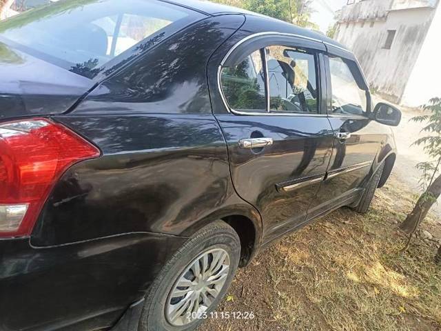 https://images10.gaadi.com/usedcar_image/3693343/original/processed_64577752-5b7d-4b58-87c1-5ad2c23d5d3c.jpg?imwidth=6401
