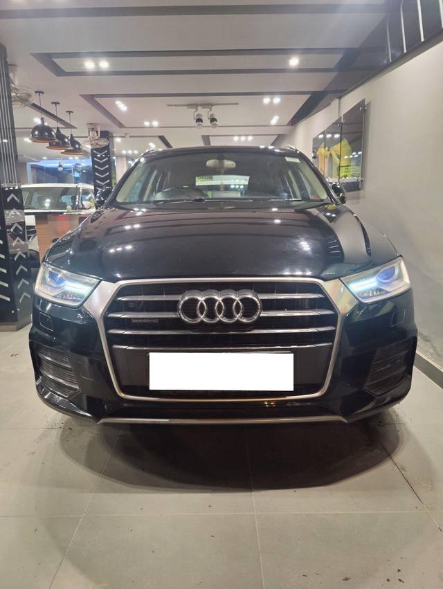 https://images10.gaadi.com/usedcar_image/3693406/original/processed_img2924063__used_car_2924063_1701224962.jpg?imwidth=6401