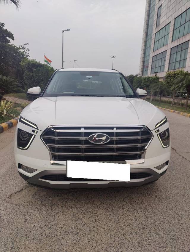 https://images10.gaadi.com/usedcar_image/3693411/original/processed_img2924066__used_car_2924066_1701225386.jpg?imwidth=6400