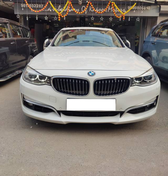 https://images10.gaadi.com/usedcar_image/3693415/original/processed_img2924069__used_car_2924069_1701225809.jpg?imwidth=6402