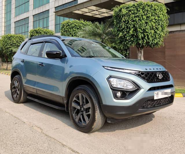https://images10.gaadi.com/usedcar_image/3693416/original/processed_img2924070__used_car_2924070_1701225920.jpg?imwidth=6400