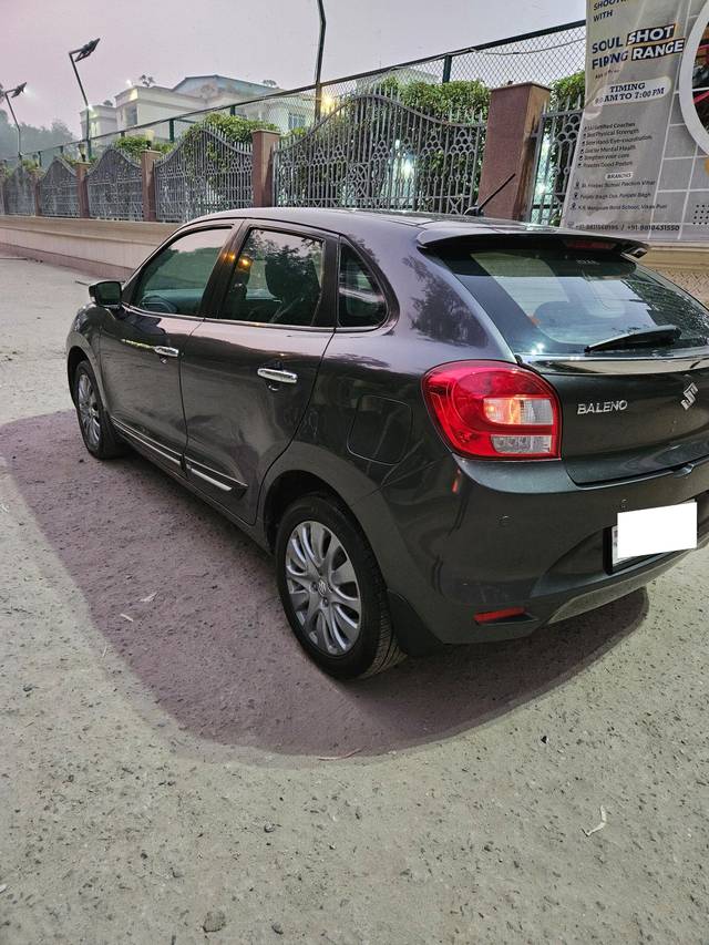 https://images10.gaadi.com/usedcar_image/3693440/original/processed_img2924073__used_car_2924073_1701229224.jpg?imwidth=6402