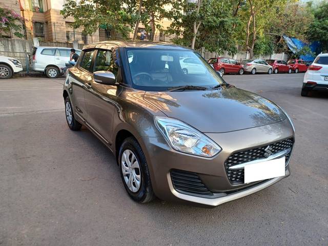 https://images10.gaadi.com/usedcar_image/3693561/original/processed_img2924123__usedcar_ef3bf14c_1b83_48a1_9190_3527066378b5_1541701235159_1701235316.jpg?imwidth=6401
