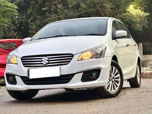 https://images10.gaadi.com/usedcar_image/3693628/original/processed_img2924152__used_car_2924152_1701237747.jpg?imwidth=6402