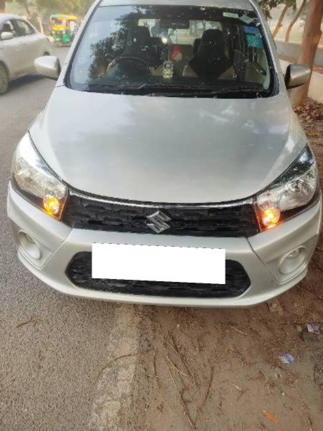 https://images10.gaadi.com/usedcar_image/3693652/original/processed_600bd2d8-79a3-4eb6-beb4-e4b733d463ad.jpg?imwidth=6402