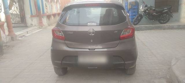 https://images10.gaadi.com/usedcar_image/3693681/original/22__VCC_1822401_96_1700633135.jpg?imwidth=6402