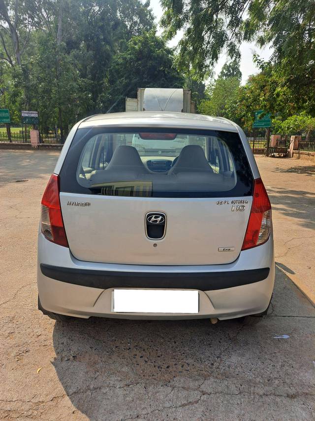 https://images10.gaadi.com/usedcar_image/3693706/original/processed_img2924203__used_car_2924203_1701240296.jpg?imwidth=6401