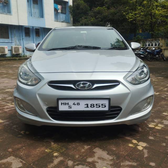 https://images10.gaadi.com/usedcar_image/3693720/original/processed_img2924208__usedcar_1_2924208_1701240655.jpeg?imwidth=6400