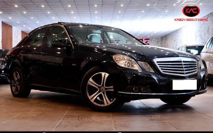 Mercedes-Benz E-Class E 200 CGI Avantgarde Mercedes-Benz E-Class E 200 CGI Avantgarde