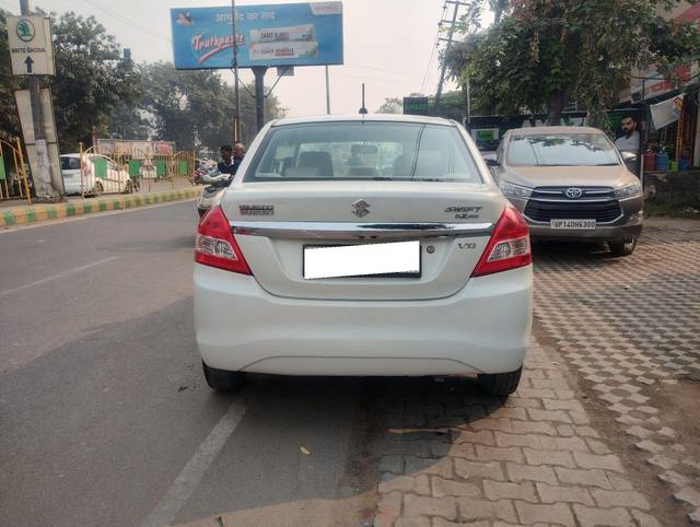 https://images10.gaadi.com/usedcar_image/3693751/original/processed_img2924227__used_car_2924227_1701241479.jpg?imwidth=6402