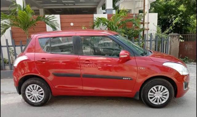 https://images10.gaadi.com/usedcar_image/3693782/original/processed_img2924246__used_car_2924246_1701242412.jpg?imwidth=6401