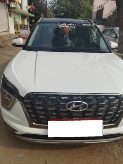 Hyundai Alcazar Platinum 7-Seater Diesel BSVI Hyundai Alcazar Platinum 7-Seater Diesel BSVI