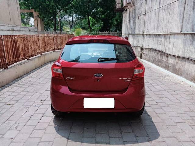 https://images10.gaadi.com/usedcar_image/3693848/original/processed_img2924290__used_car_2924290_1701243834.jpg?imwidth=6401