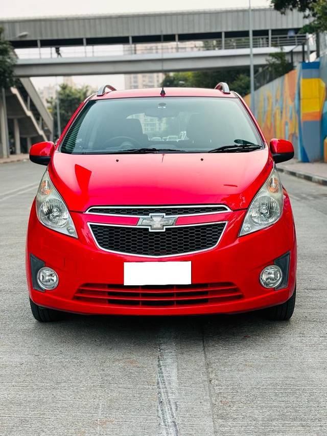 https://images10.gaadi.com/usedcar_image/3693878/original/processed_img2924312__used_car_2924312_1701249483.jpg?imwidth=6402