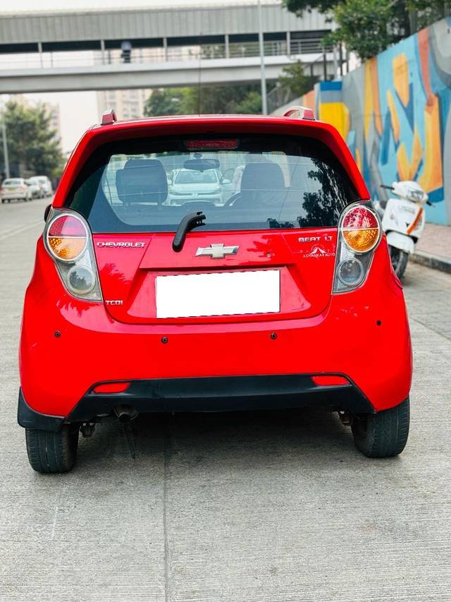 https://images10.gaadi.com/usedcar_image/3693878/original/processed_img2924312__used_car_2924312_1701249492.jpg?imwidth=6401
