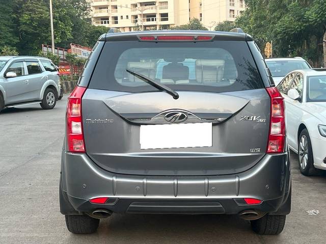https://images10.gaadi.com/usedcar_image/3693879/original/processed_img2924313__used_car_2924313_1701252924.jpg?imwidth=6401